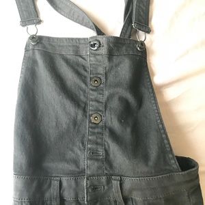 H&M BLACK OVERALLS